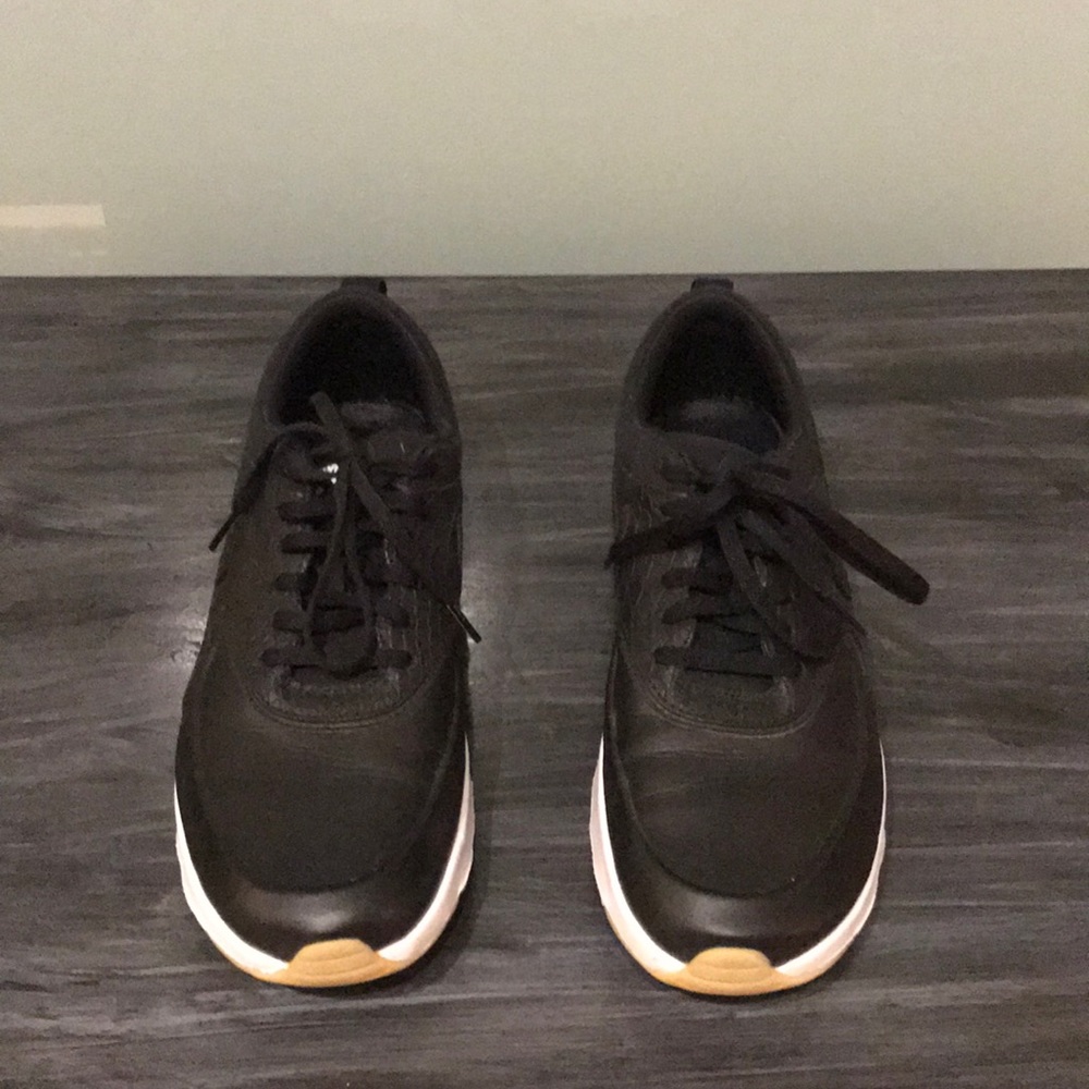 Nike Air Max Thea Women’s Shoes Sneakers in Black